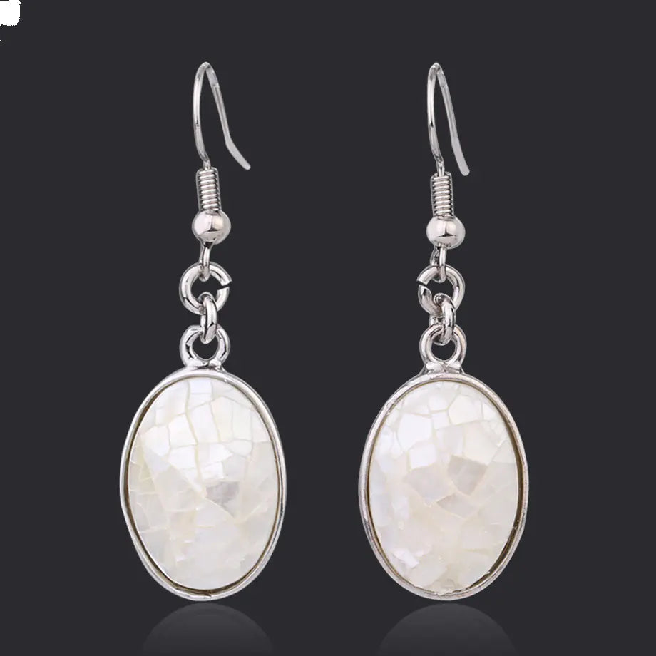 Coastal Glow – Natural Shell Oval Earrings